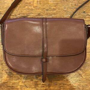 Banana Republic Half Moon Crossbody Bag, Chestnut; NWOT